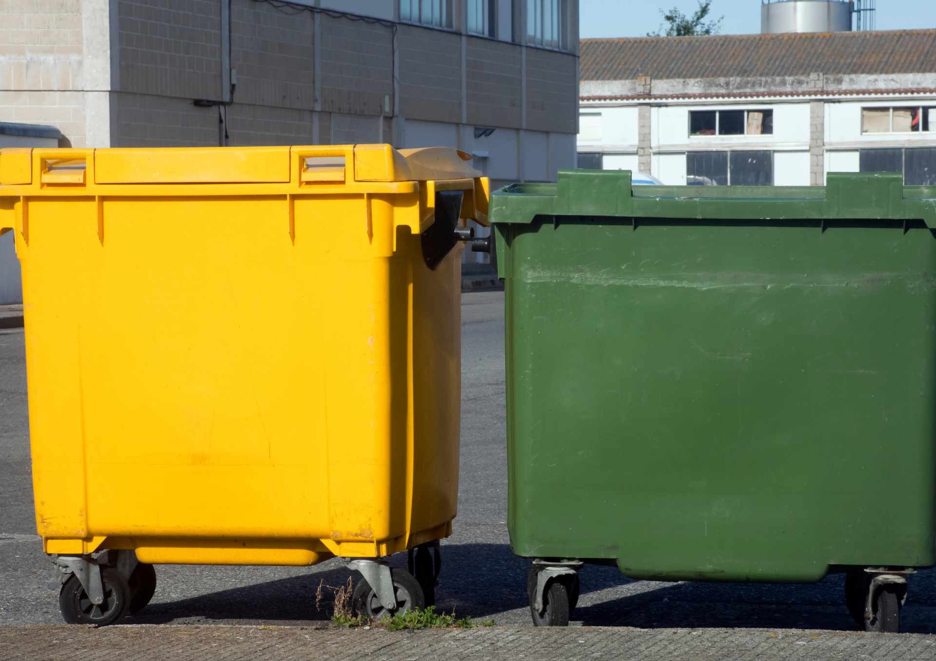 Reliable Skip Hire for Furniture and Large Waste Removal Projects